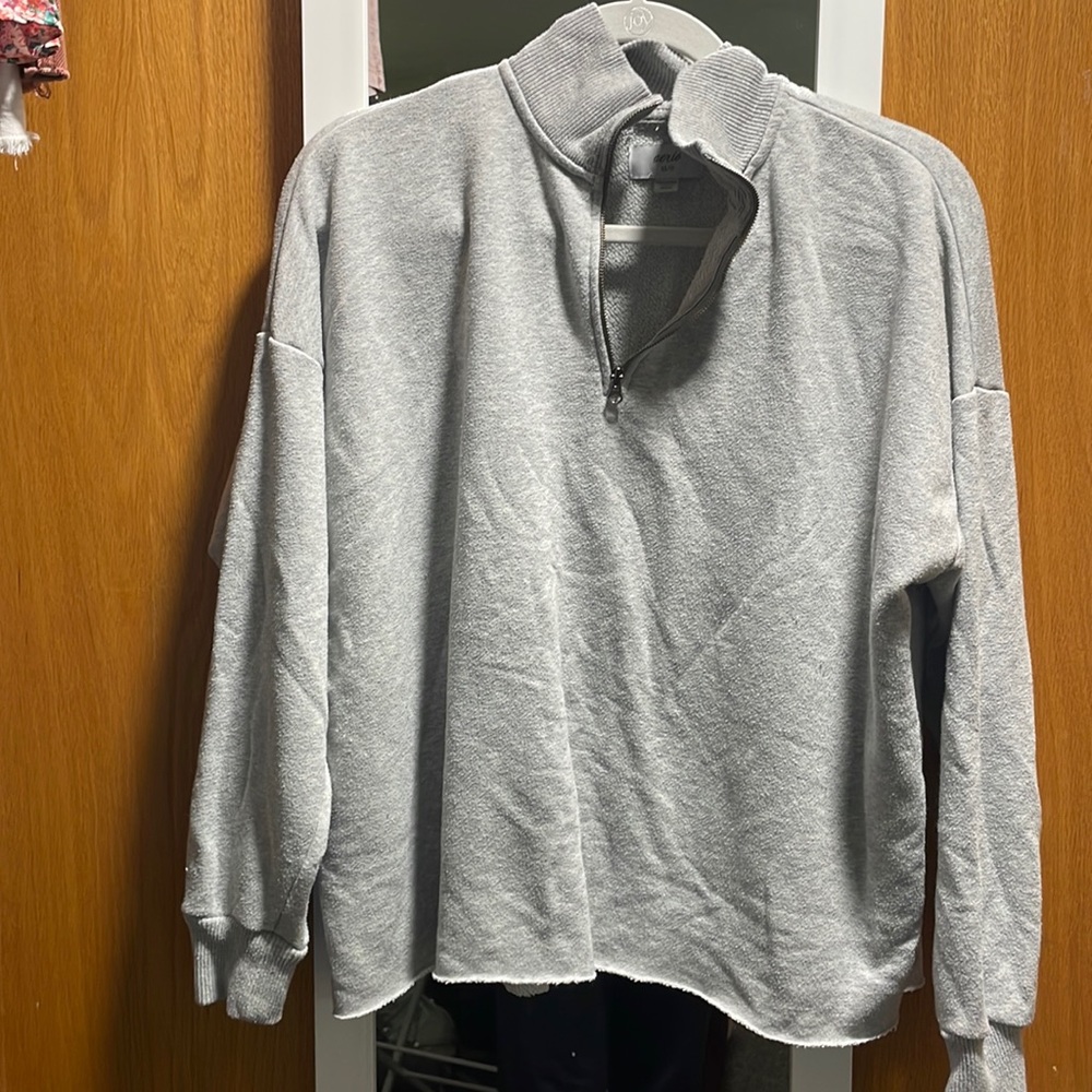 Grey Aerie quarter zip